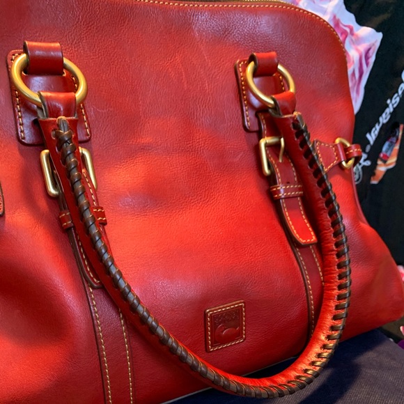 Dooney & Bourke Satchel B5149 - Picture 2 of 16